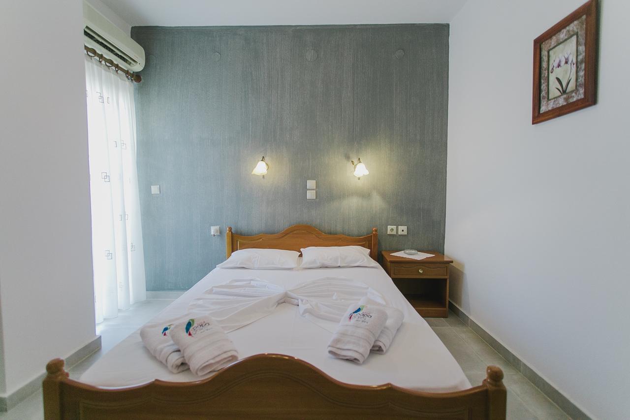 Hotel Papagalos Neos Marmaras Extérieur photo