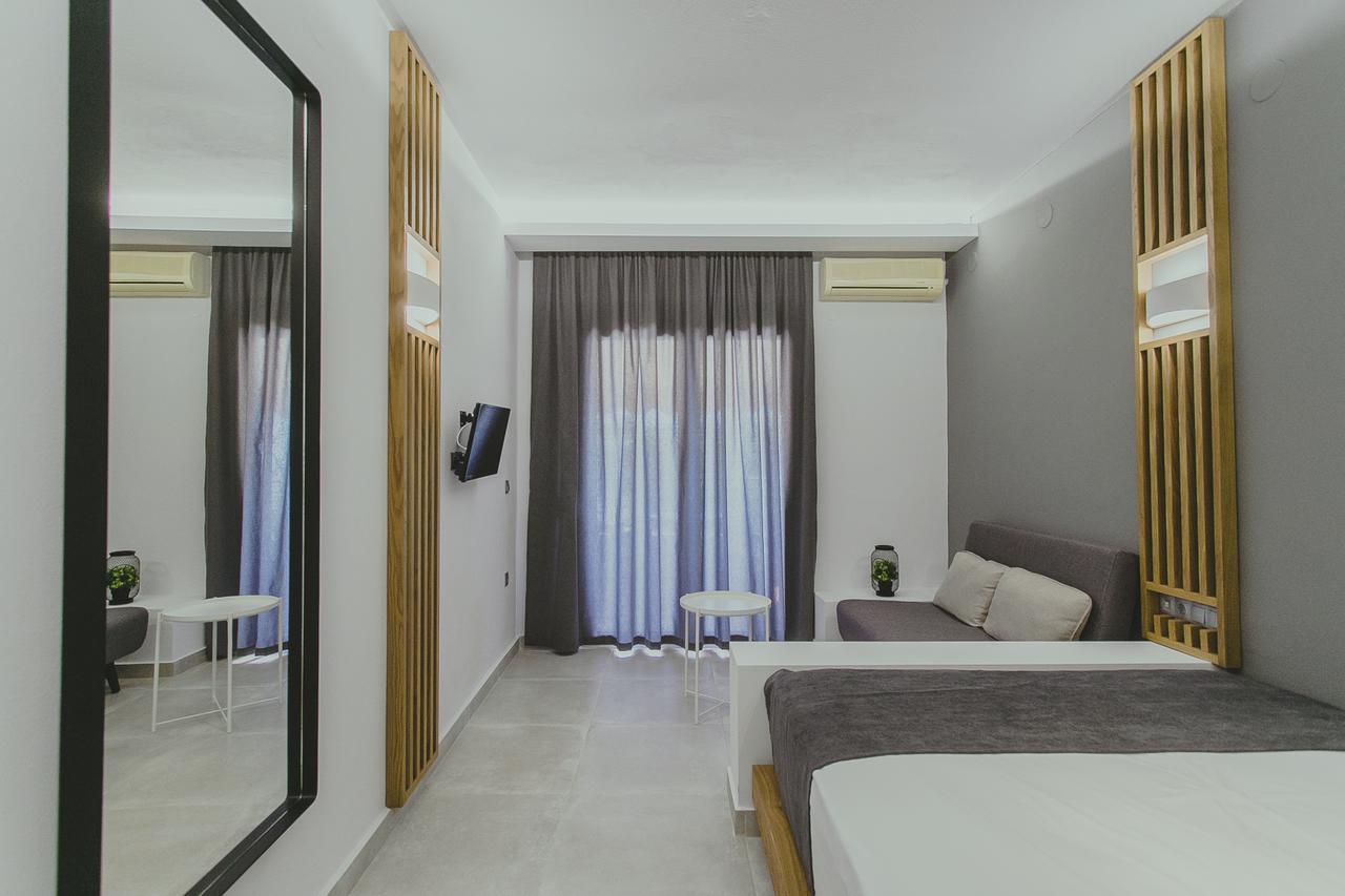 Hotel Papagalos Neos Marmaras Extérieur photo